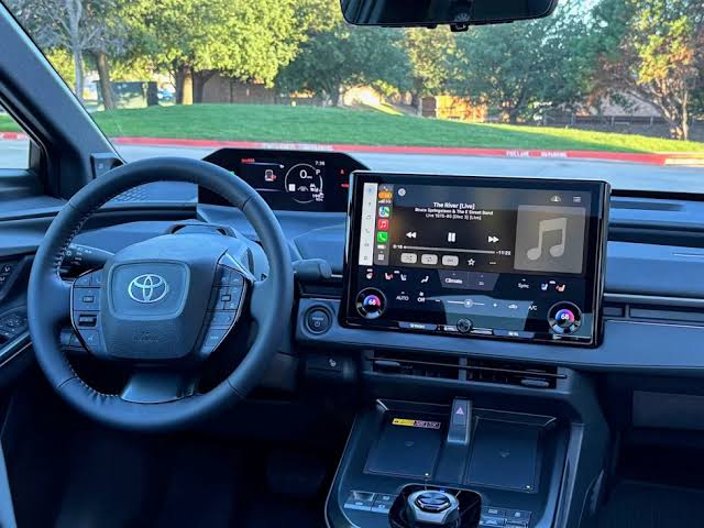 Protector de pantalla PPF para TOYOTA BZ - lámina a medida