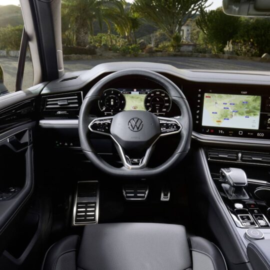 Protector de pantalla PPF para VOLKSWAGEN TUAREG - lámina a medida